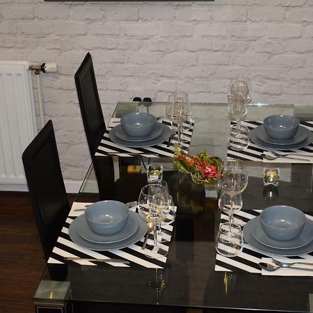 Silverburn New House With Free Parking And Nice Garden グラスゴー エクステリア 写真