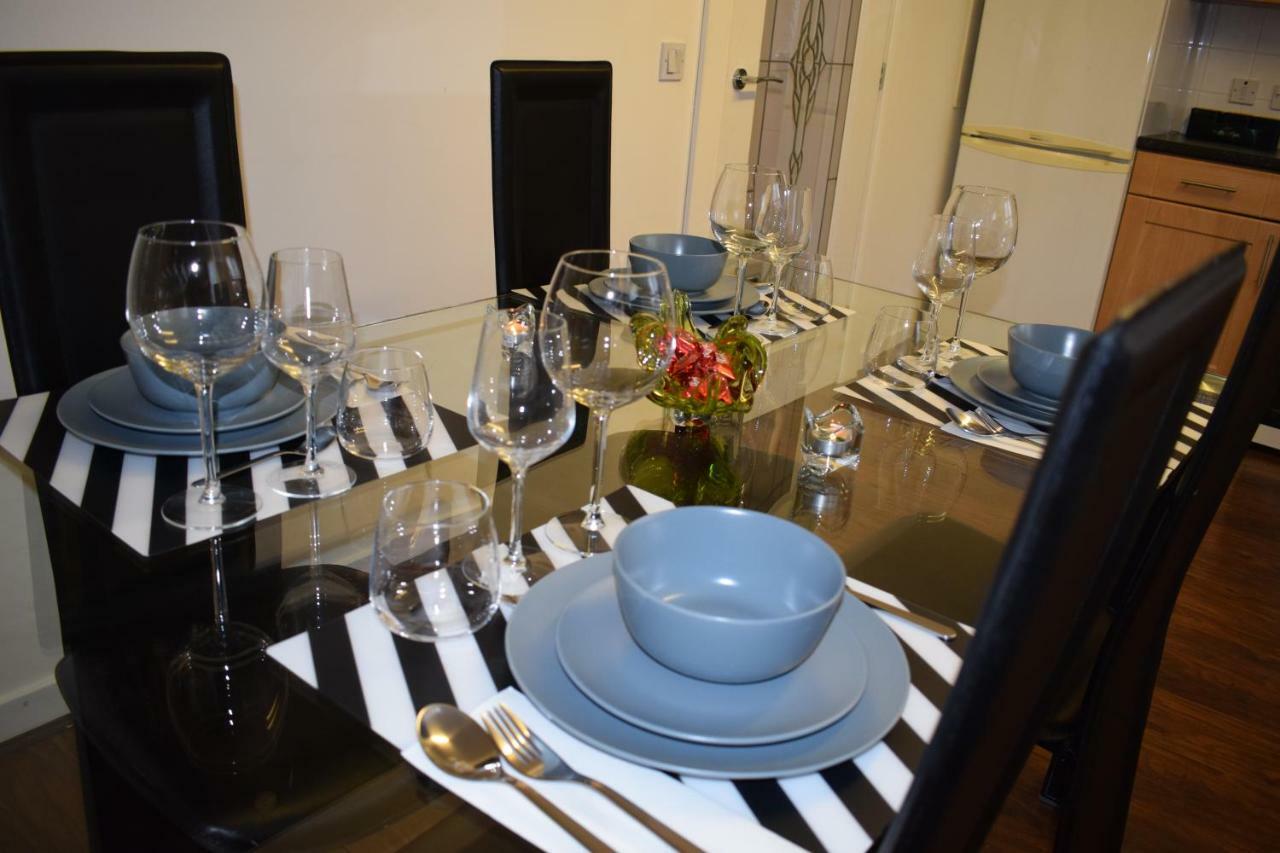 Silverburn New House With Free Parking And Nice Garden グラスゴー エクステリア 写真